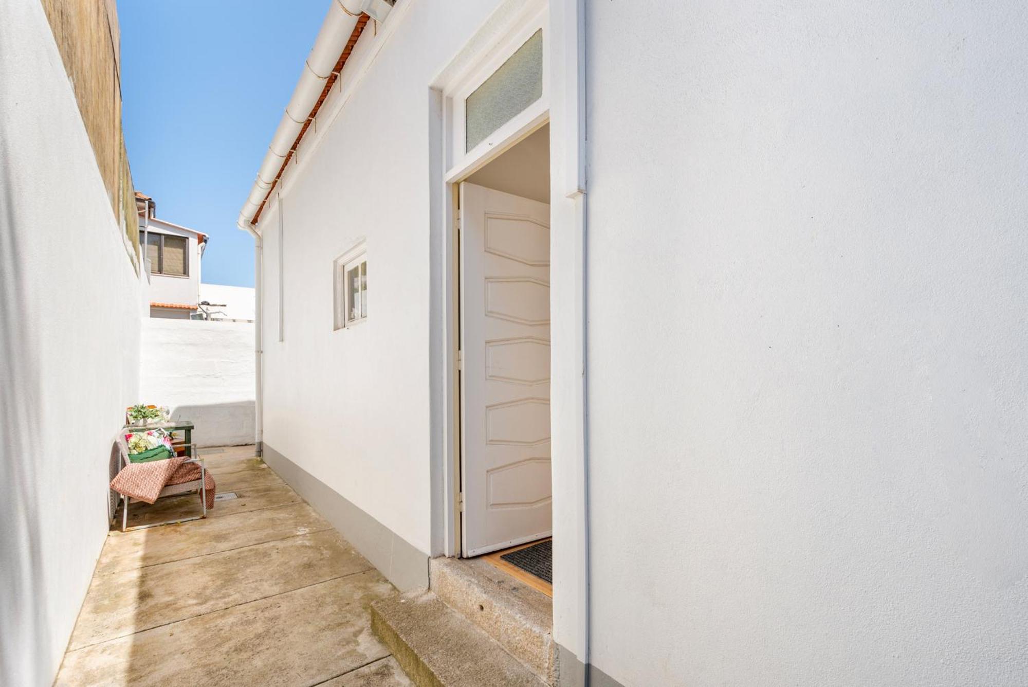 Beach House Leca Beach Surf - By Guest Spa Leca da Palmeira Exterior photo